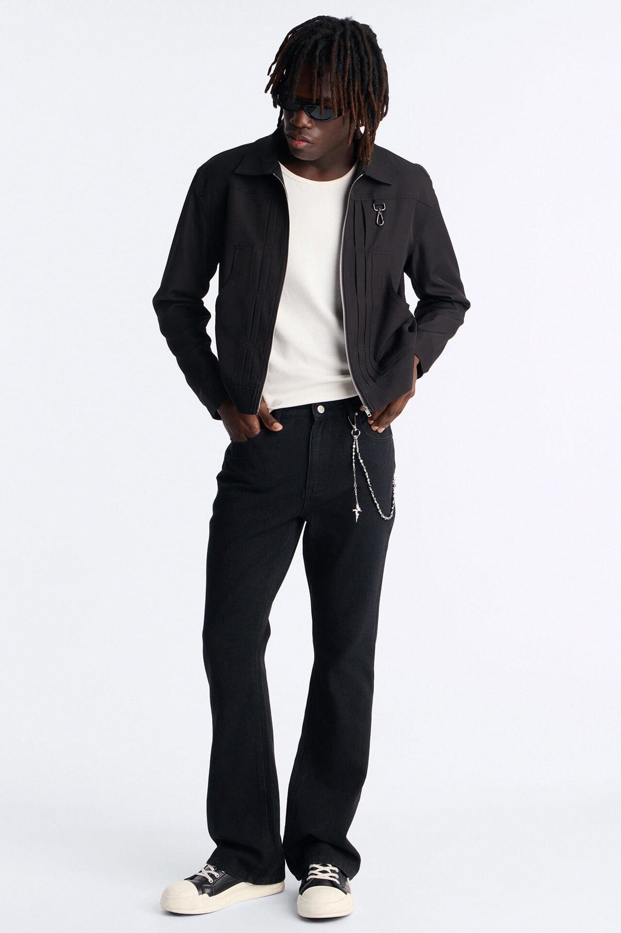 Routine Stacked Skinny Flare Jean - Black alternate