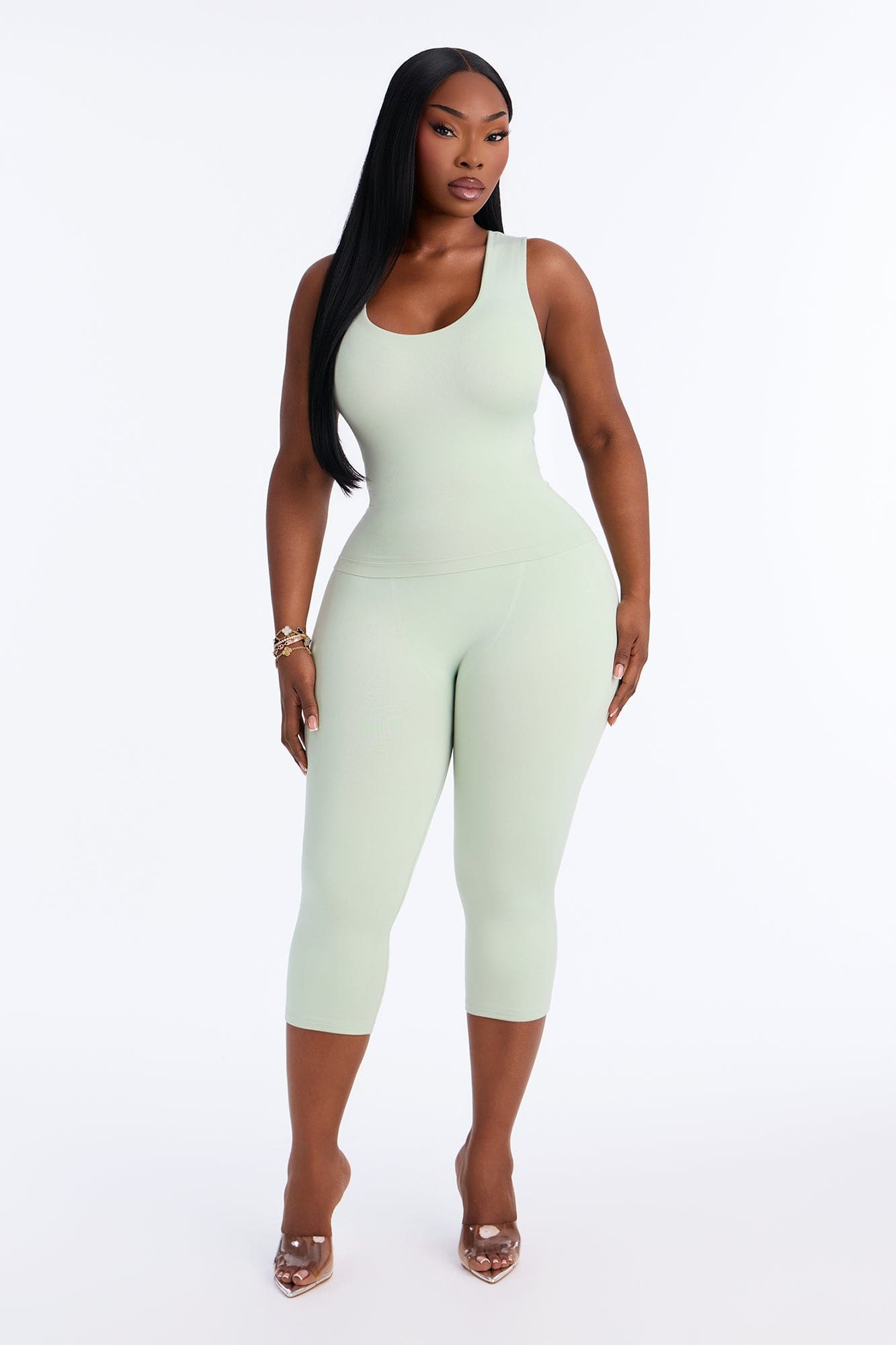 Seamless Smooth Double Lined Capri Pant - Mint