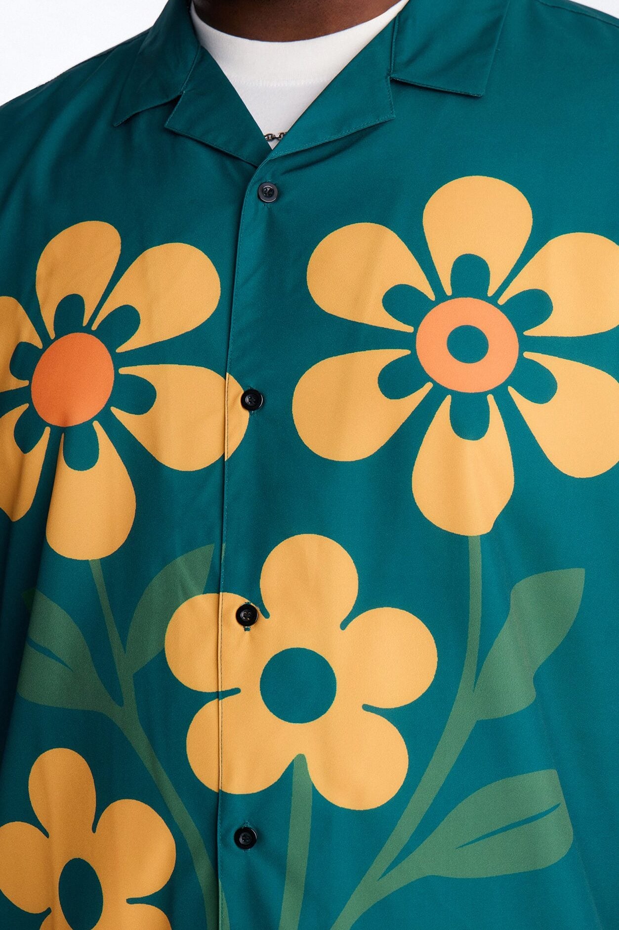 Relaxed Forest Bloom Button Up Shirt - Green image 7