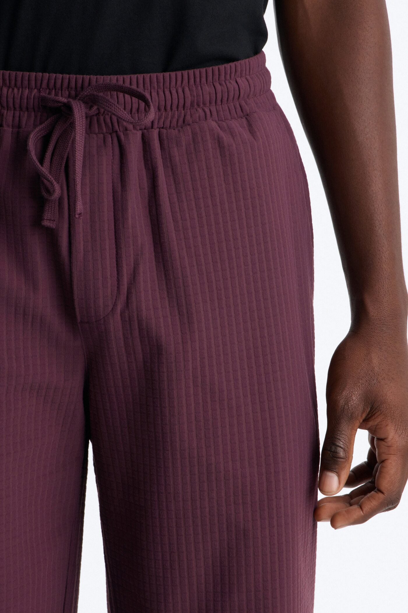 Terrance Textured Relaxed Pant - Wine image 3