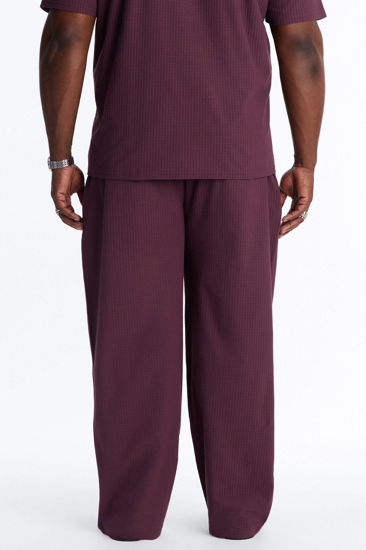 Terrance Textured Relaxed Pant - Wine image 8