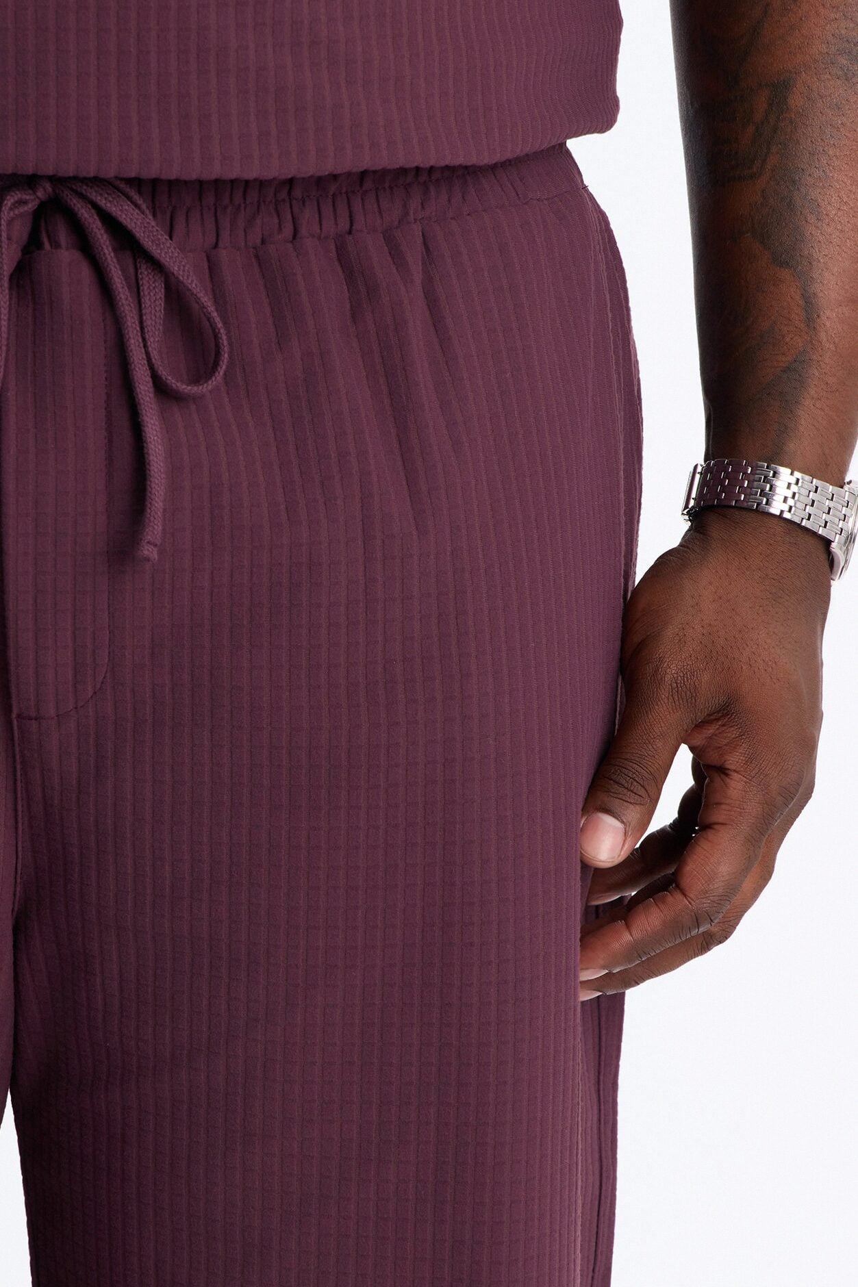Terrance Textured Relaxed Pant - Wine image 7