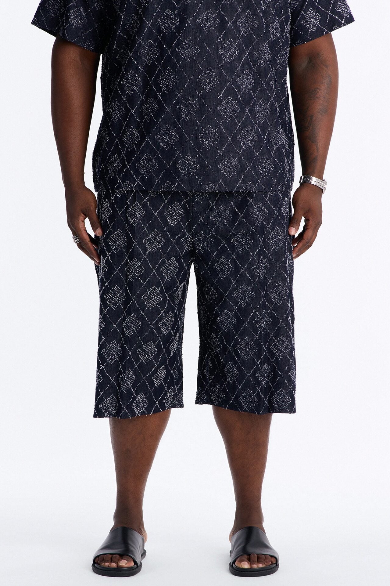Baggy Diamond Frayed Jacquard Long Short - Navy image 5