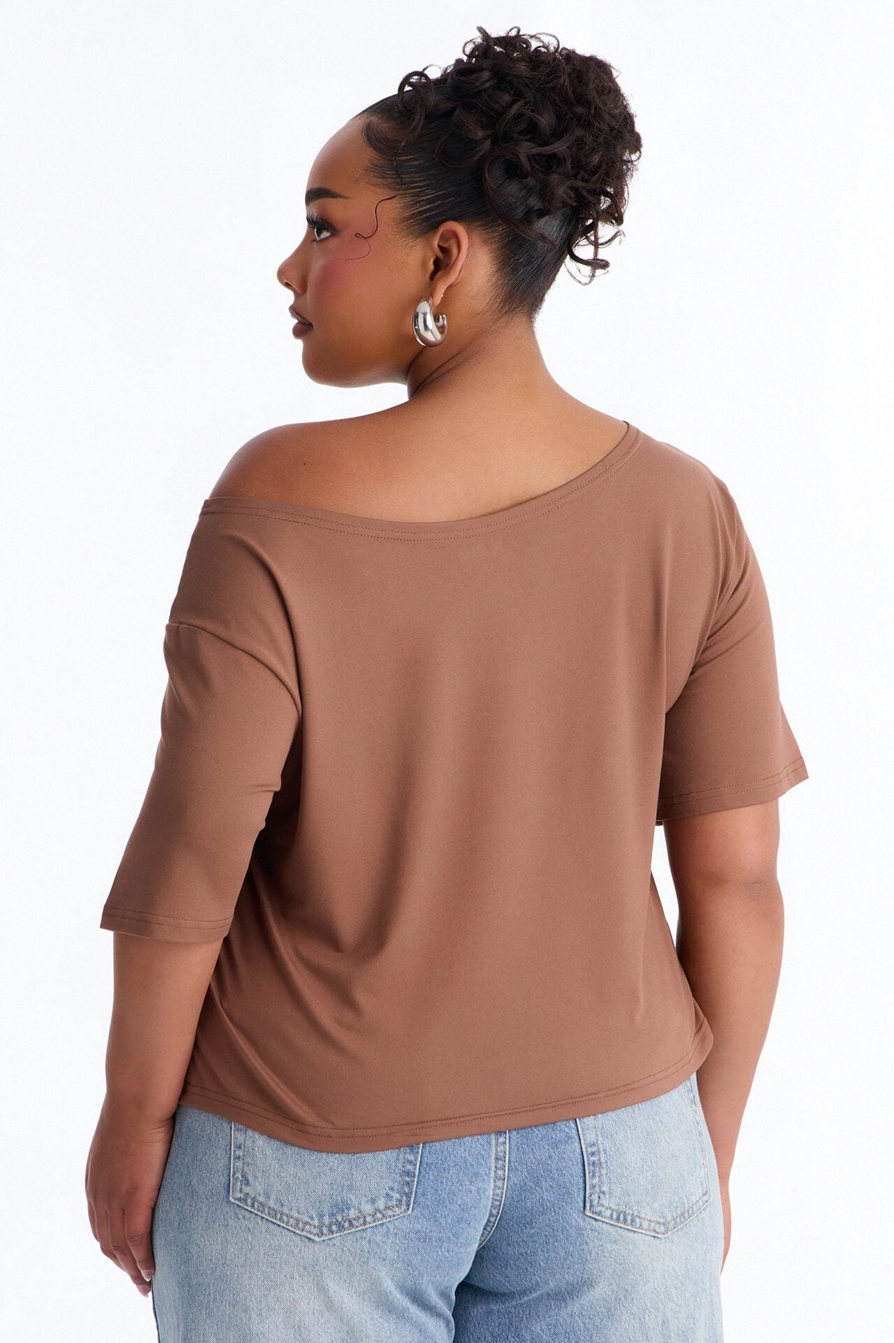 Def Leppard Lounge Off Shoulder Tee - Brown image 7