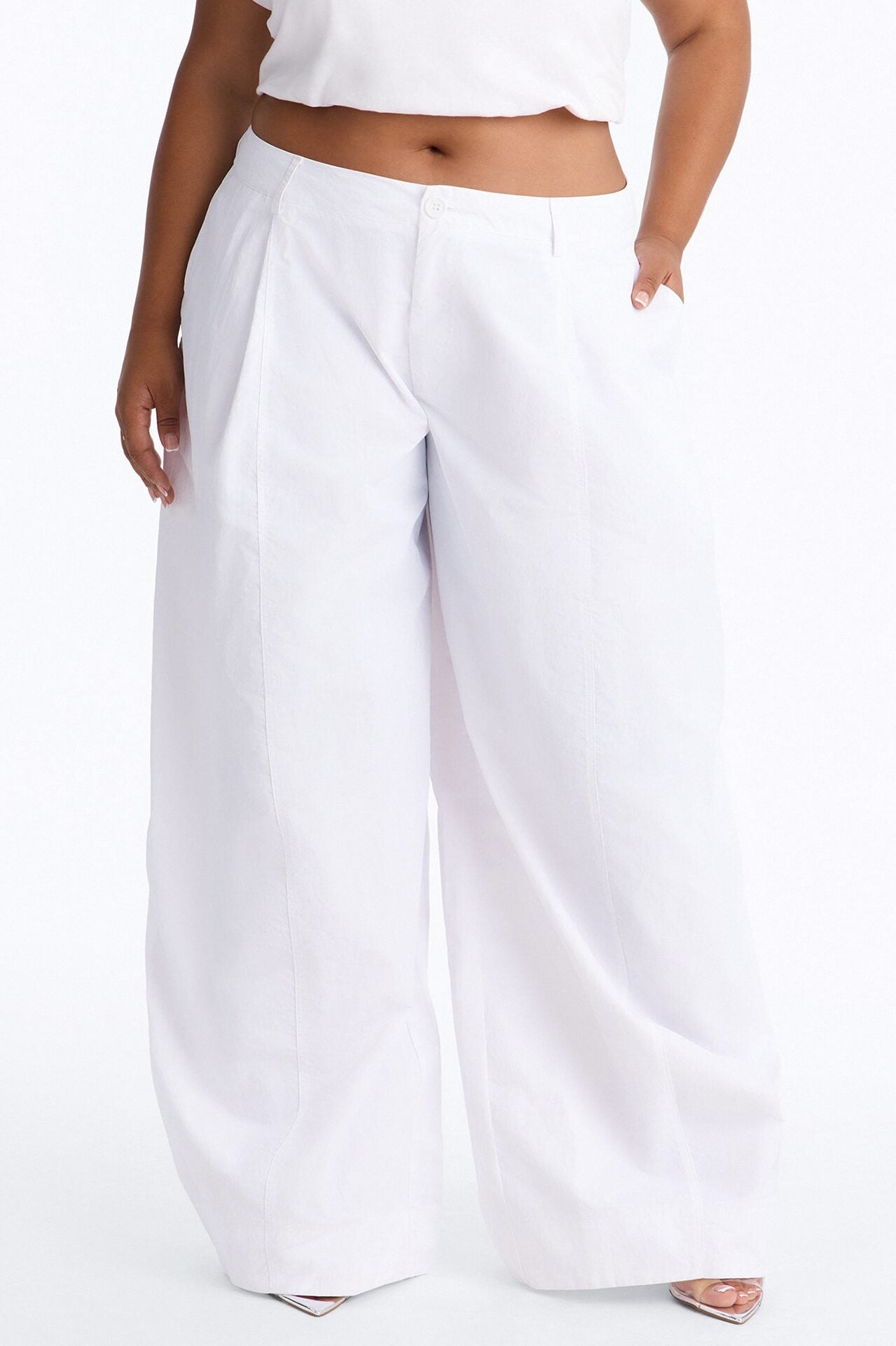 Brooke Barrel Leg Windbreaker Pant - White image 6