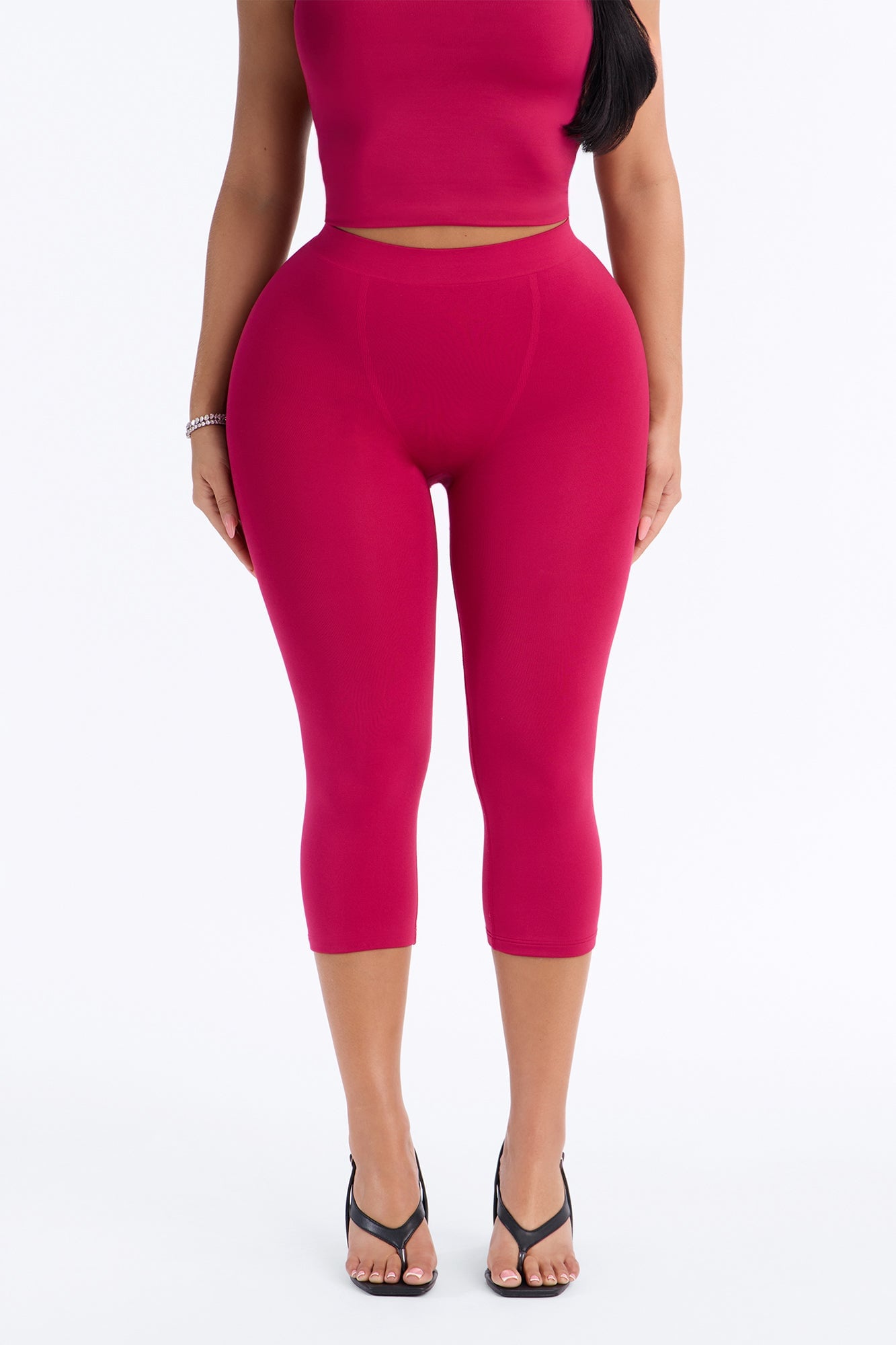Seamless Smooth Double Lined Capri Pant - Raspberry image 6