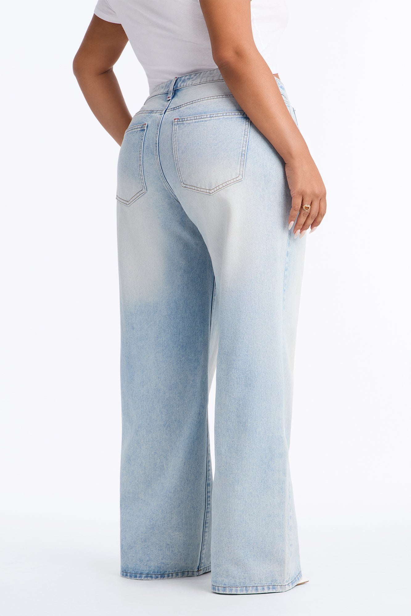 The 412 Low Rise Rigid Wide Leg Jeans - Light Wash image 4