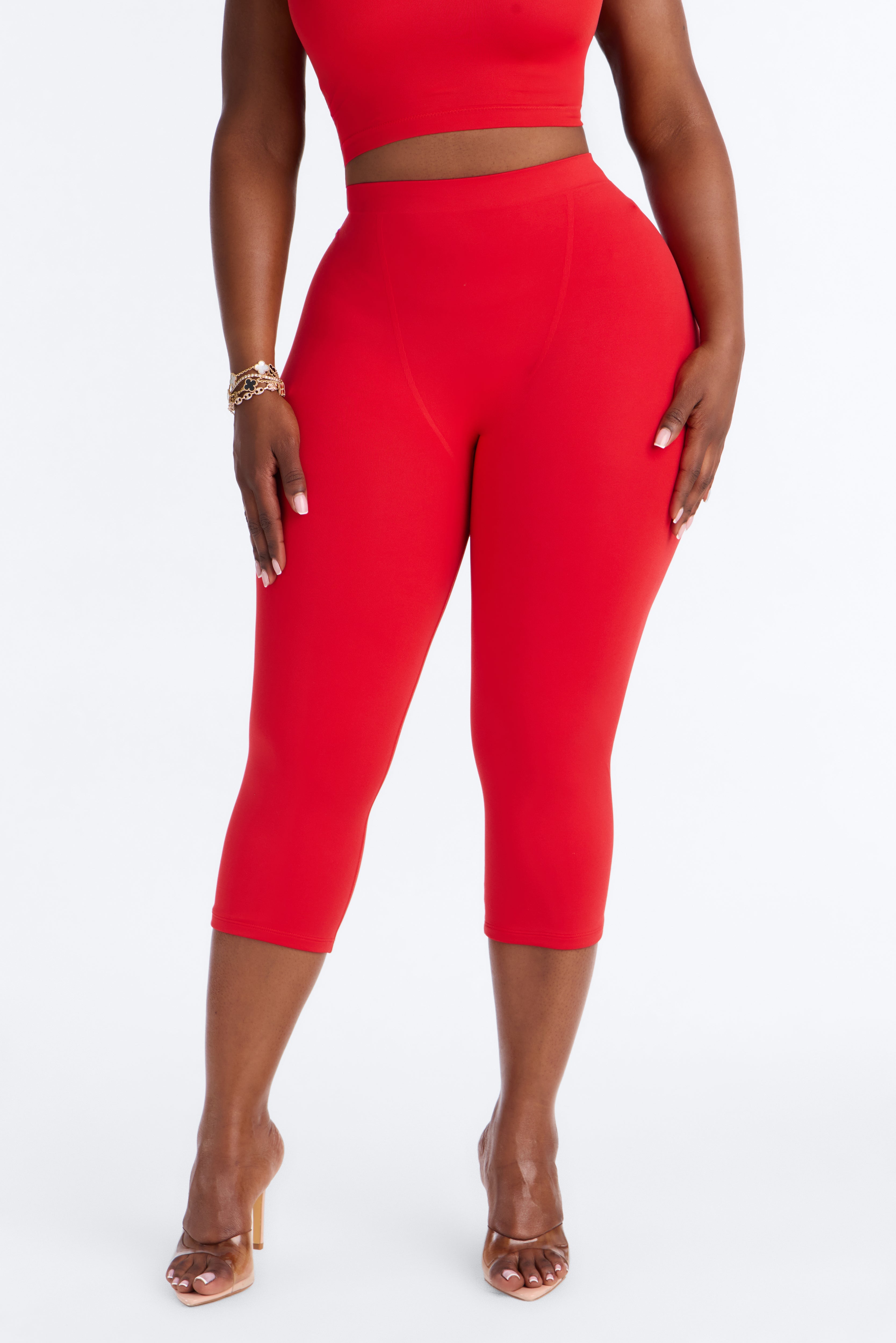 Seamless Smooth Double Lined Capri Pant - DarkRed image 2