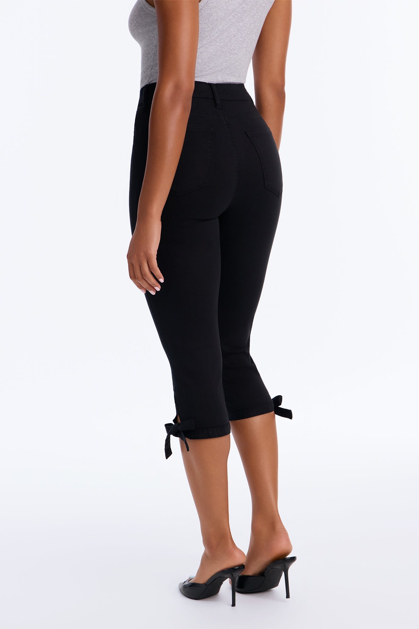 Classic Color High Waist Bow Tie Capri Jeans - Black image 8