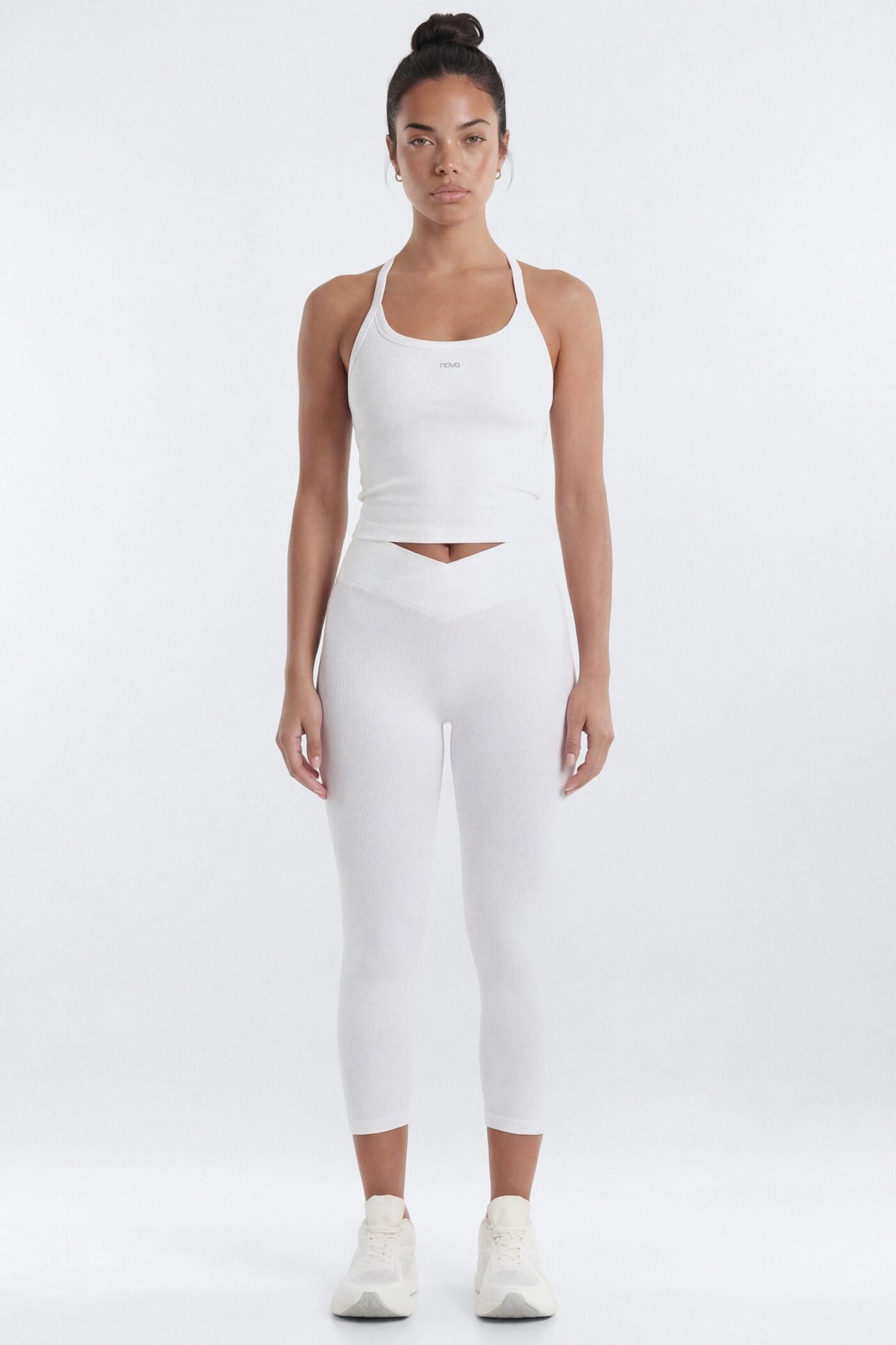 SeamlessLift™ 17″ Crossover Capri Legging - Bright White image 1