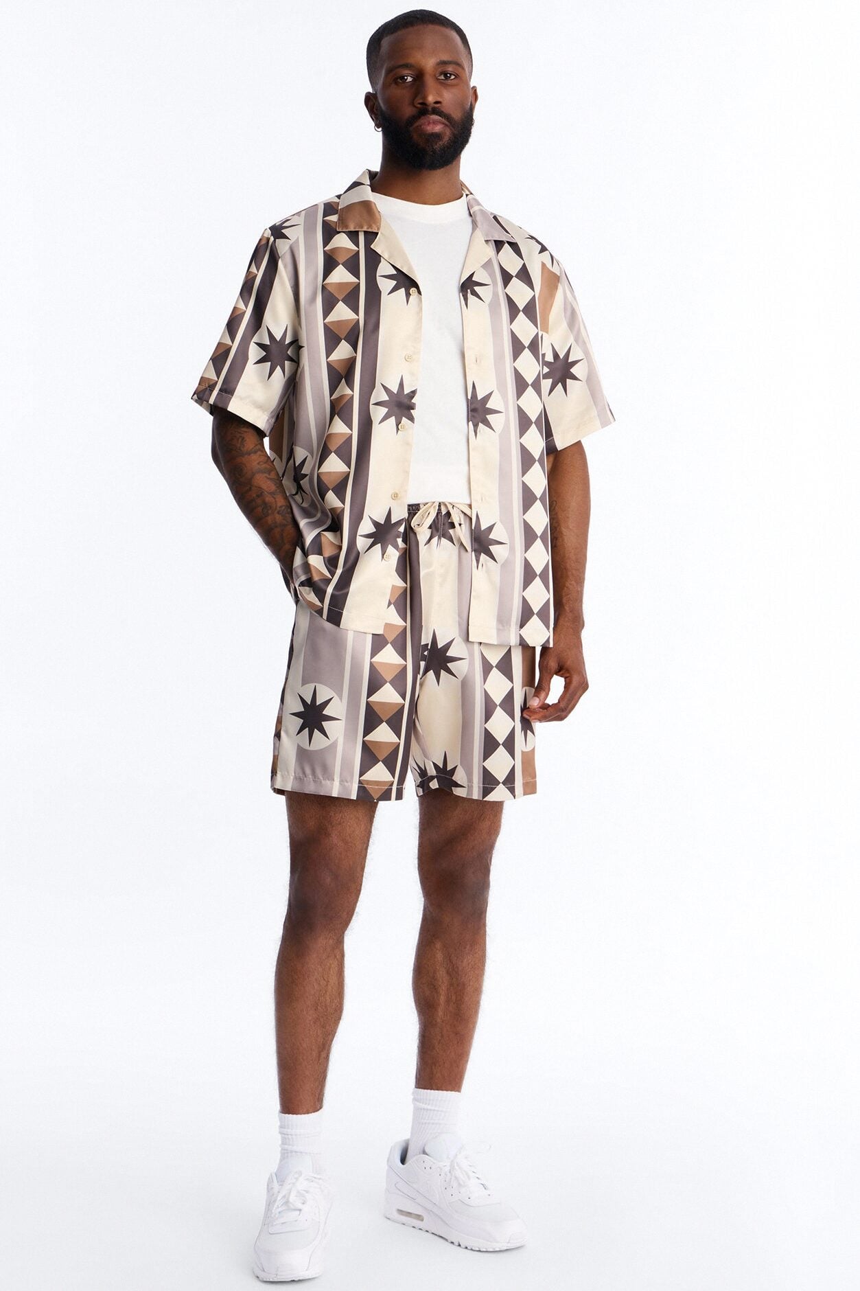 Toscana Geo Relaxed Short - Tan image 1