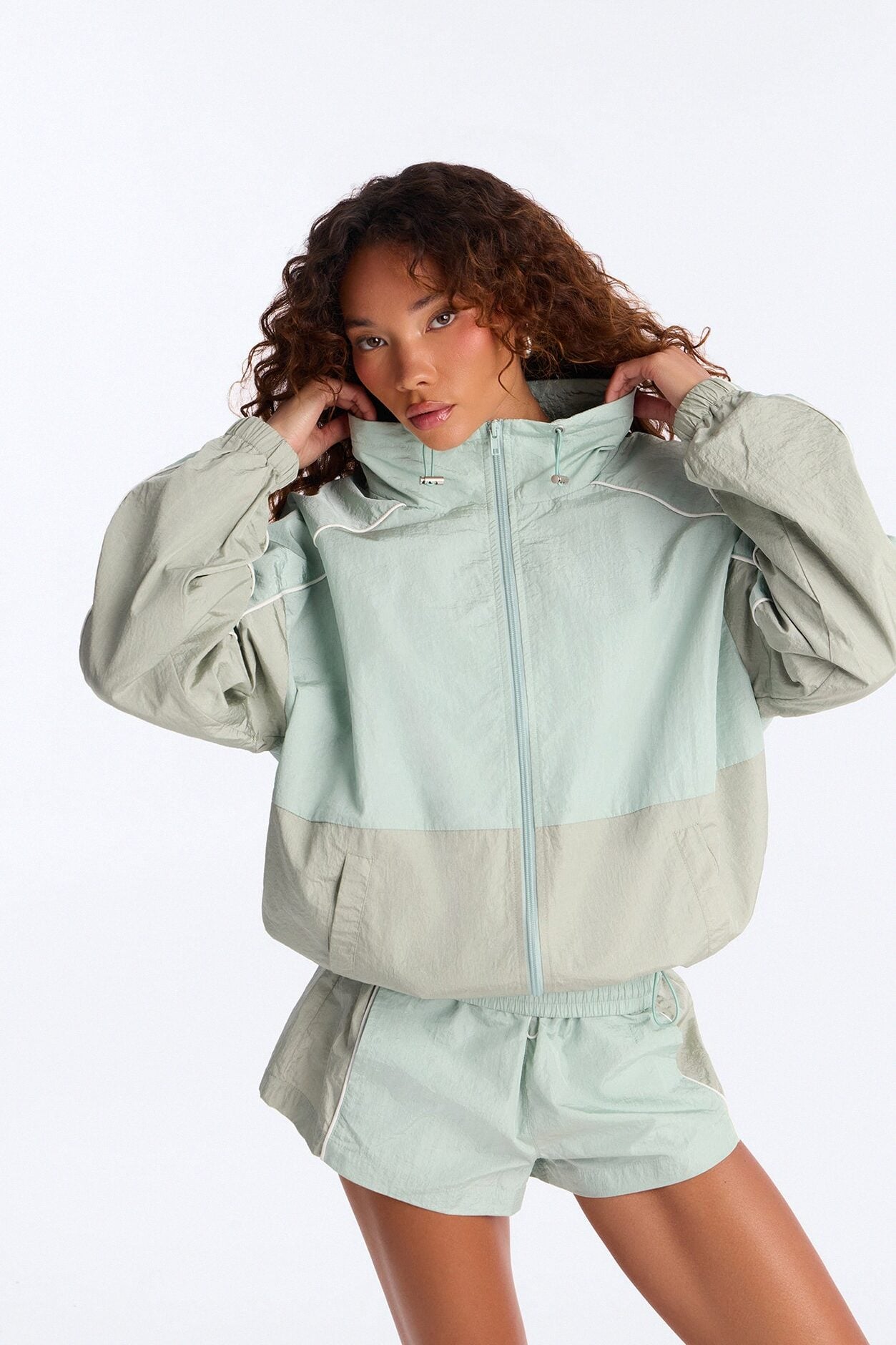 End Game Windbreaker Funnel Neck Jacket - Sage/combo image 1