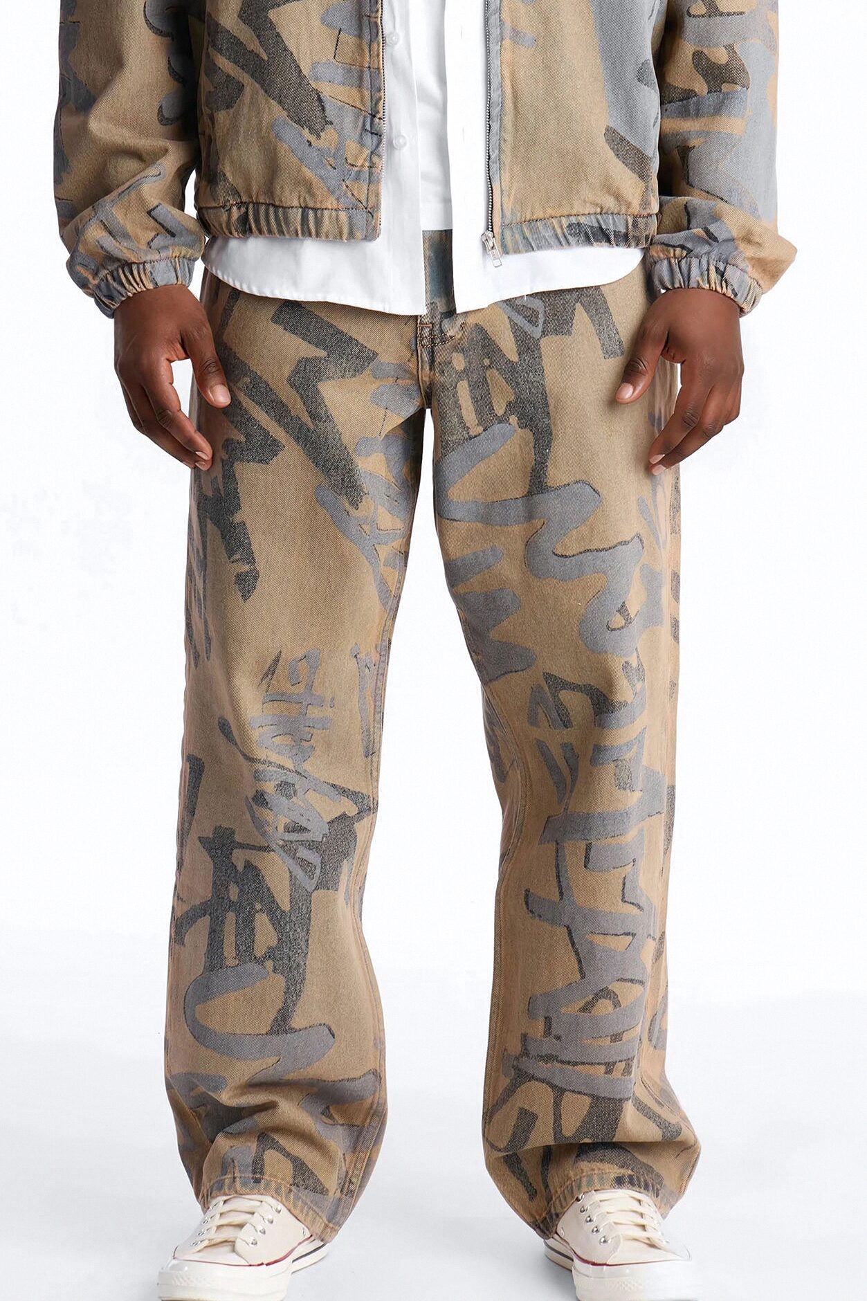 Vintage Graffiti Barrel Jeans - Vintage Wash
