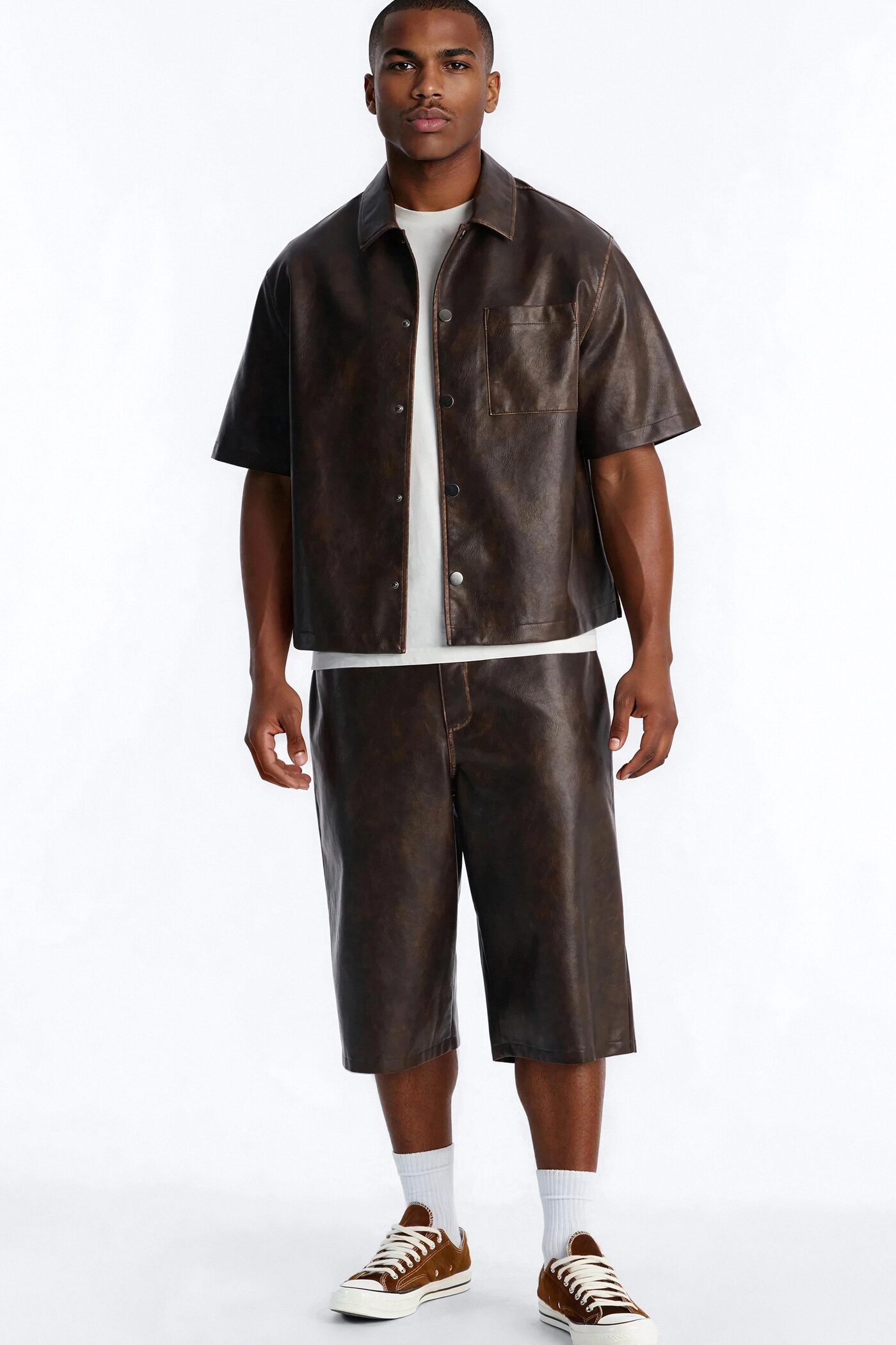 Baggy Fordham Front Faux Leather Short - Brown