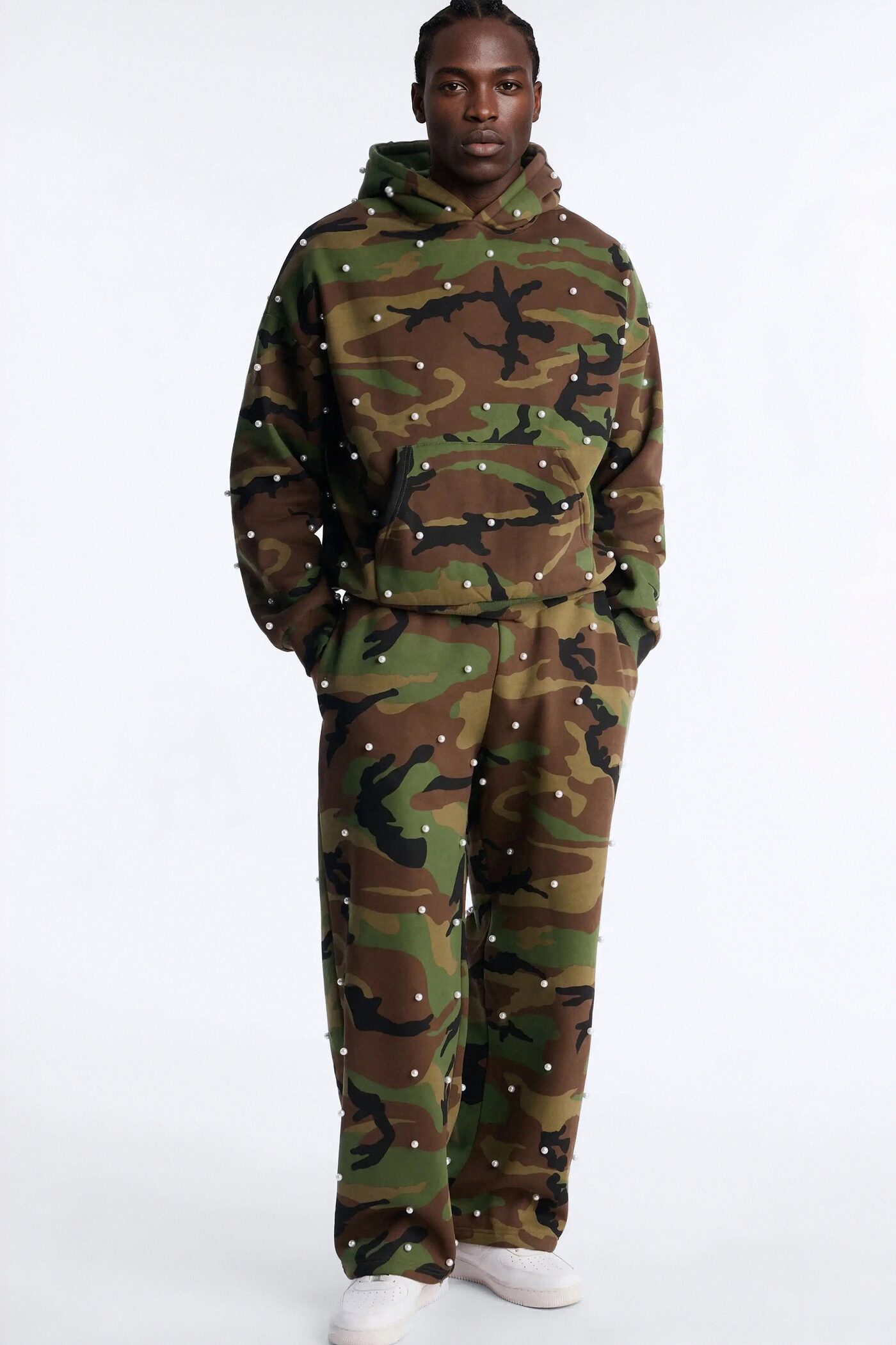 Baggy Vanguard Pearl Embellished Camo Sweatpants - Camouflage