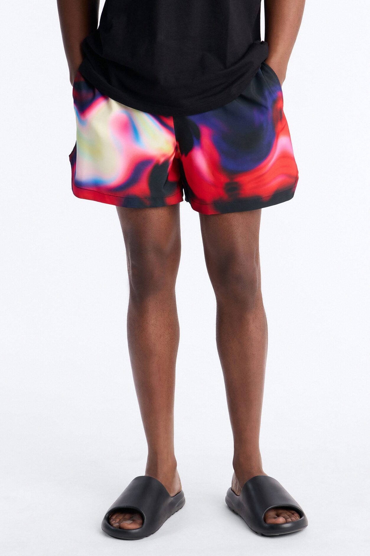 Relaxed Futuristic Abstract Acid Blur Swim Trunk 4″ - Black