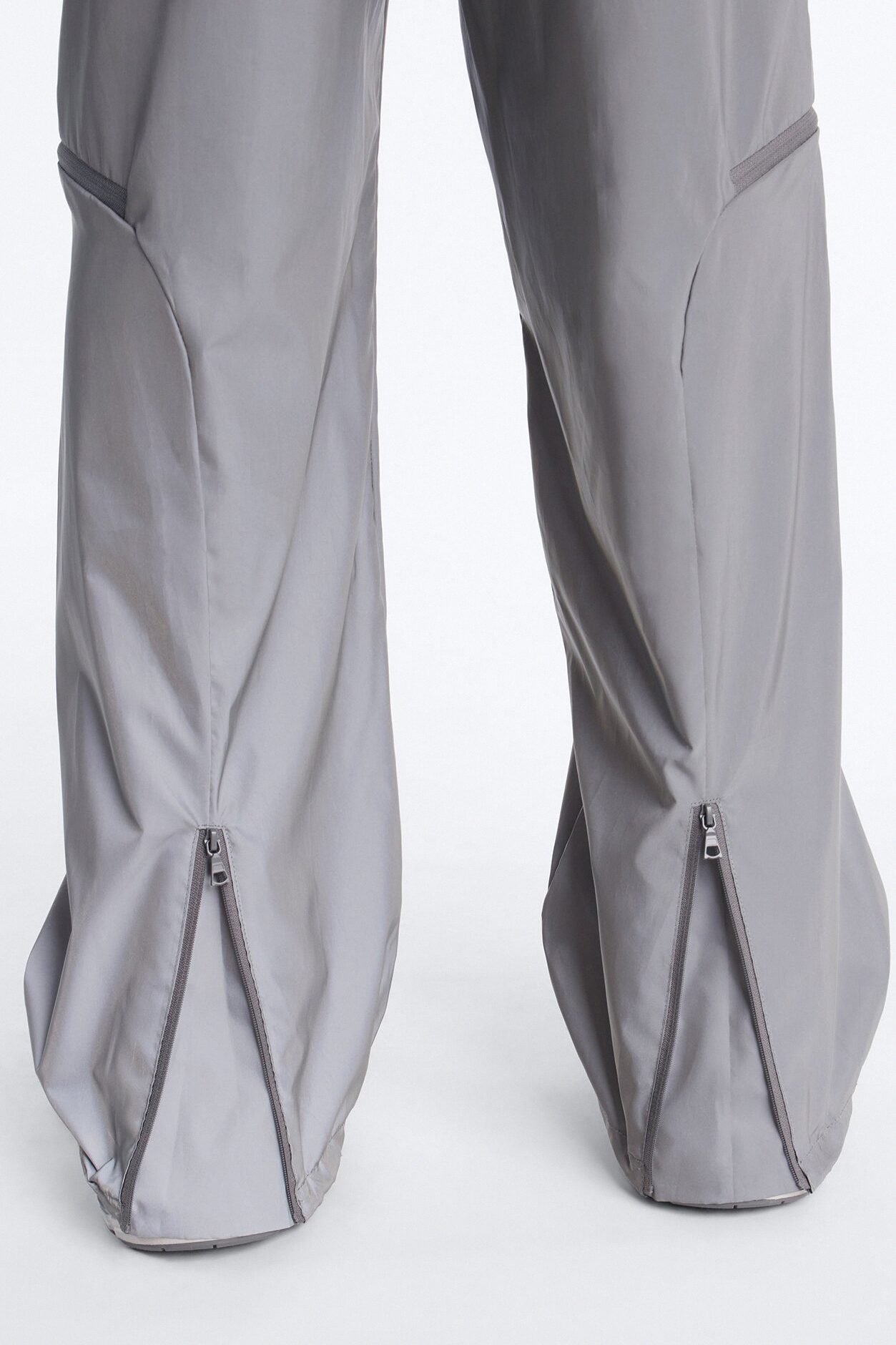 Baggy Reflective Zip Pant - Silver