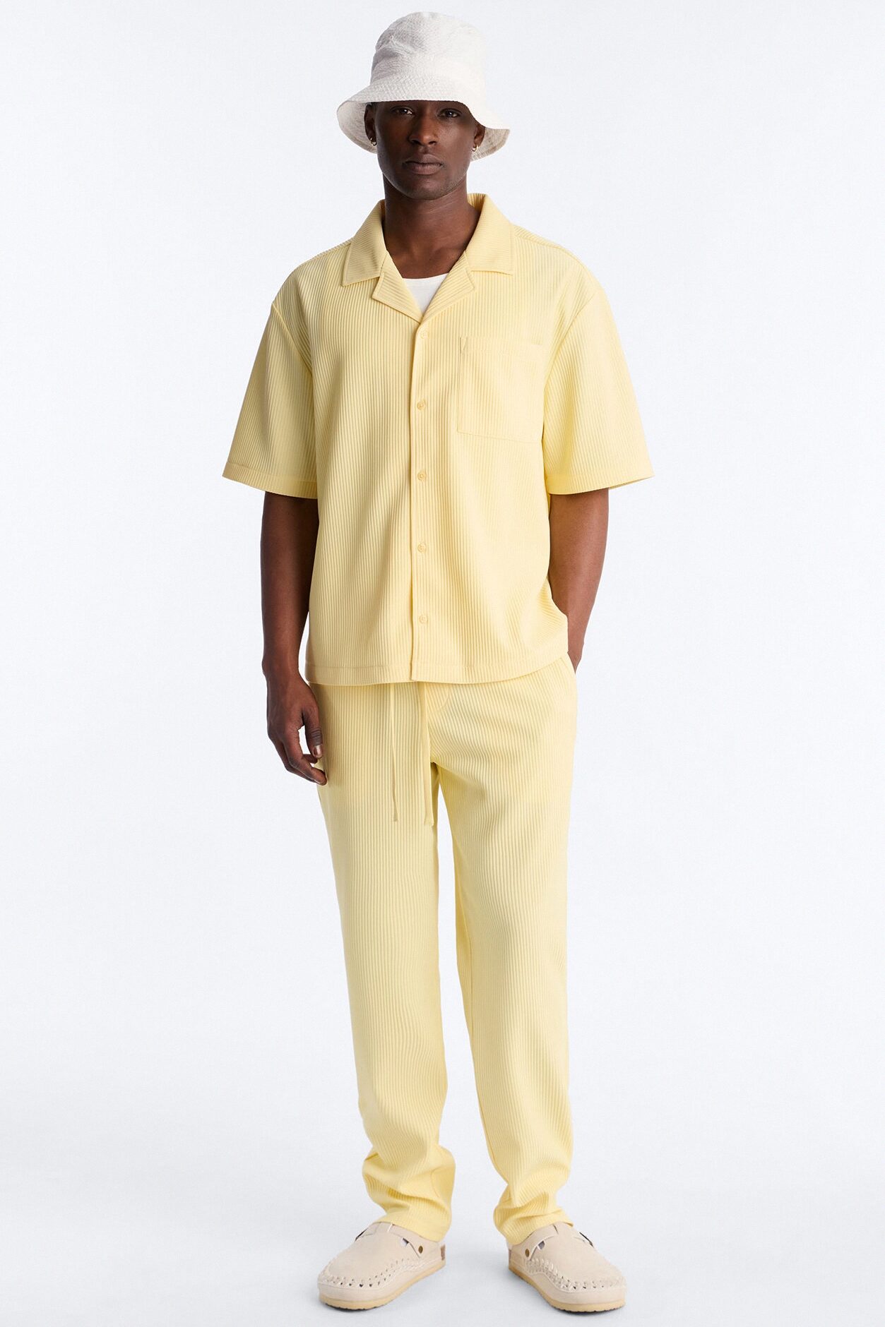Show Up Slim Slit Pants - Butter Yellow