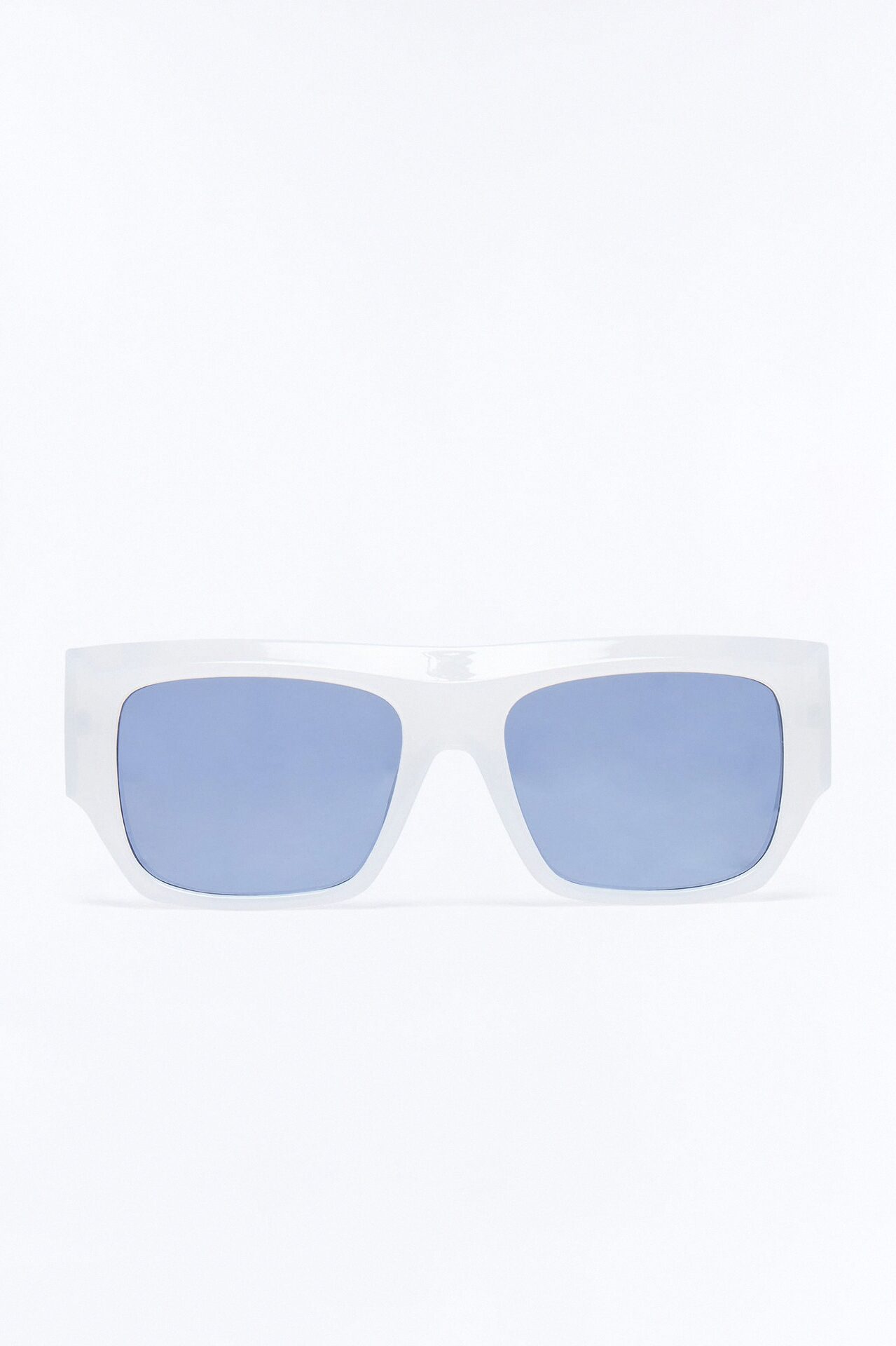 Cloud Kiss Sunglasses - White
