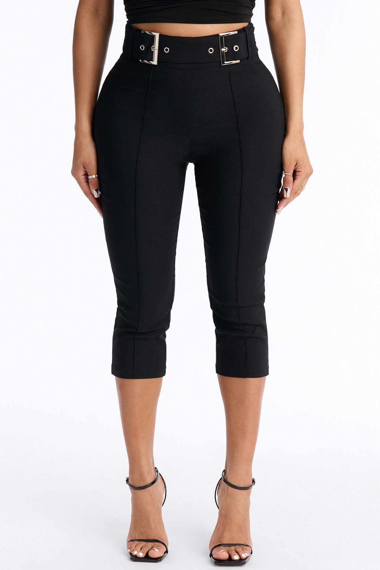 Makayla High Rise Buckle Skinny Capri Pant 19″ - Black