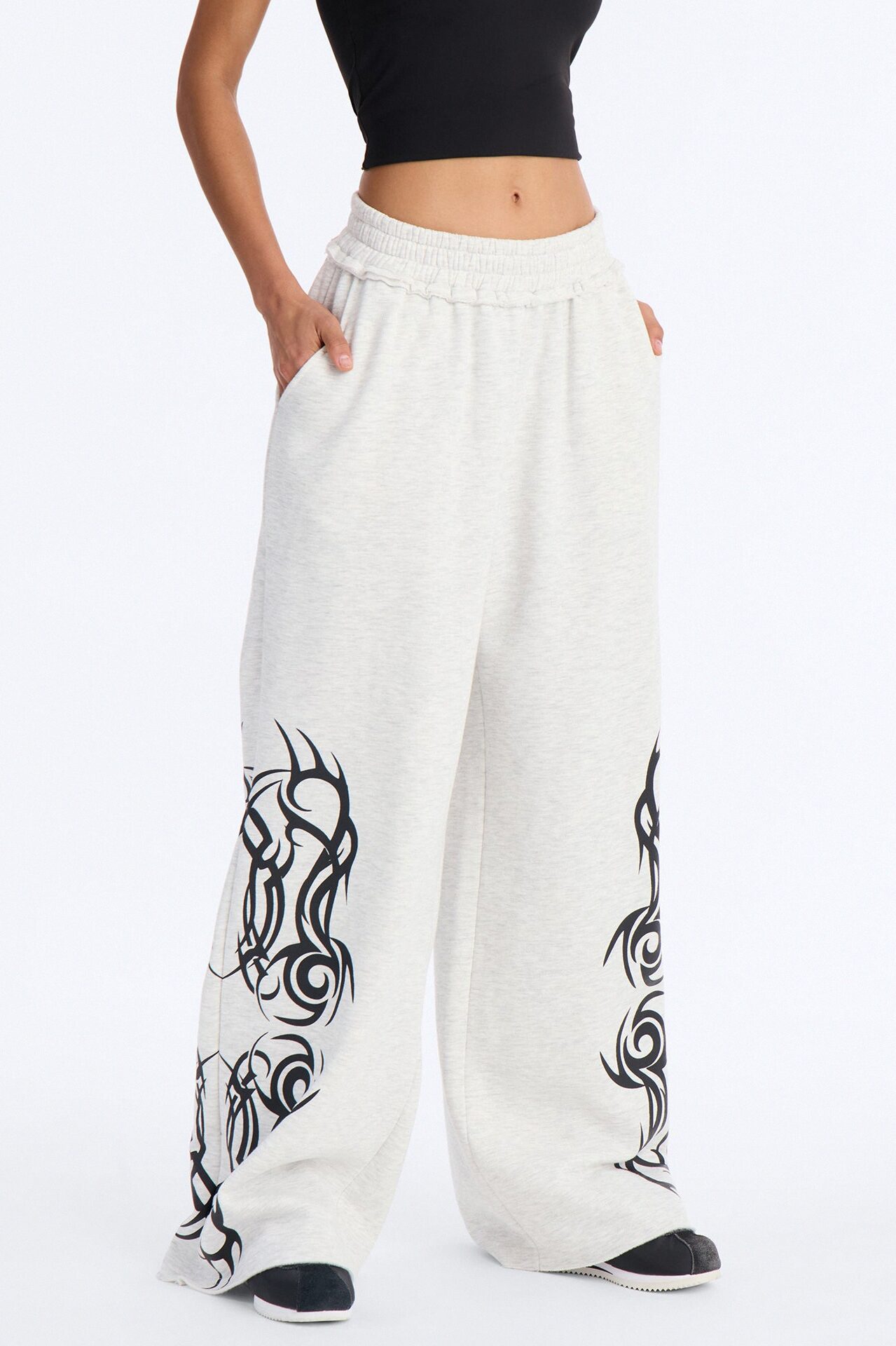 Edgy Fleece Wide Leg Sweatpants - Grey