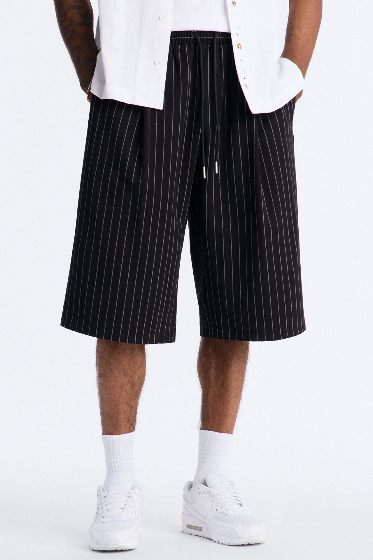 Baggy Straight Striped Soho Refined Short - Black