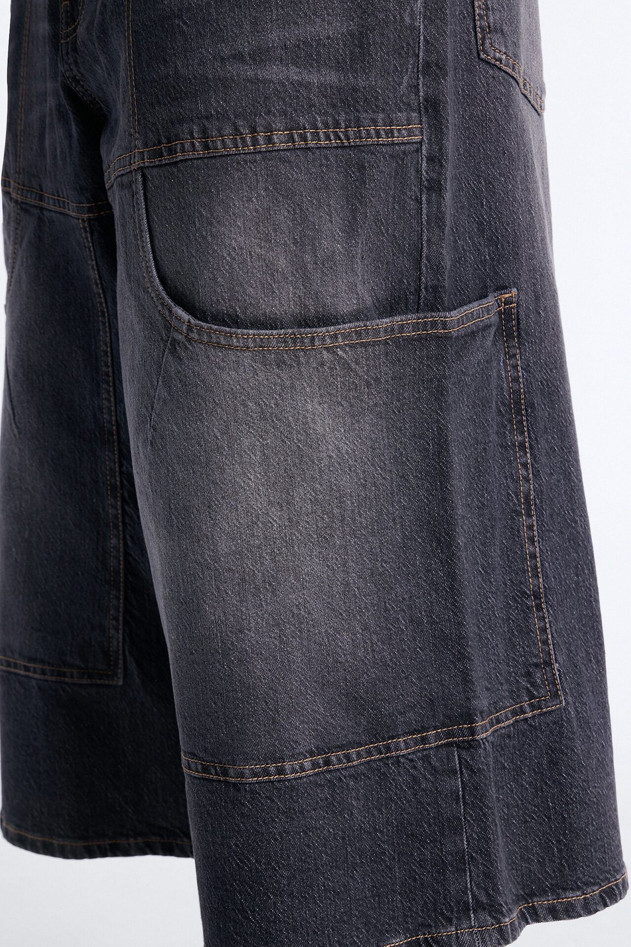 Super Baggy Amped Pocket Denim Short - Black Wash