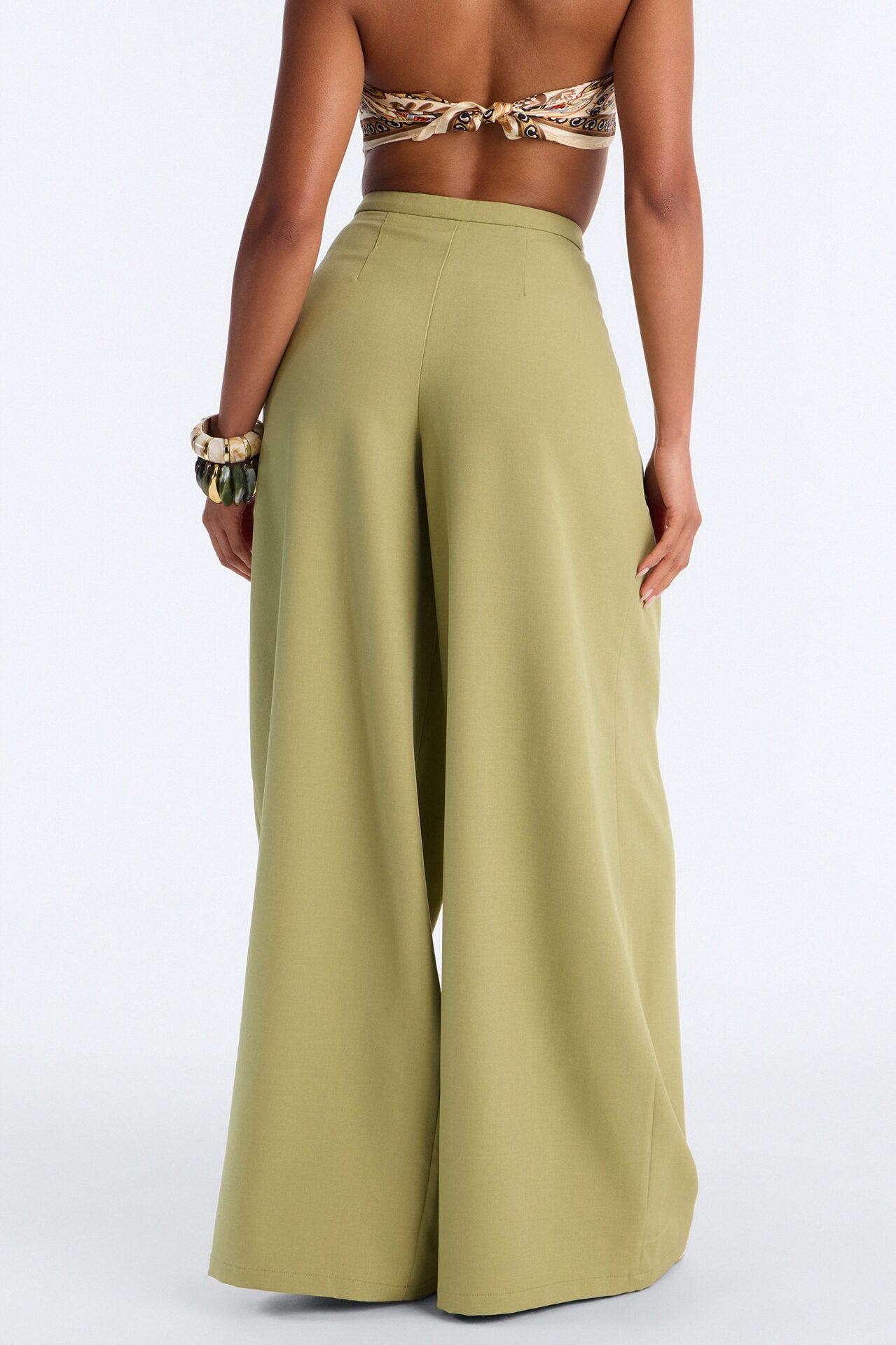 Power Moves Daily Pleated Low Rise Trouser 33″ - Green