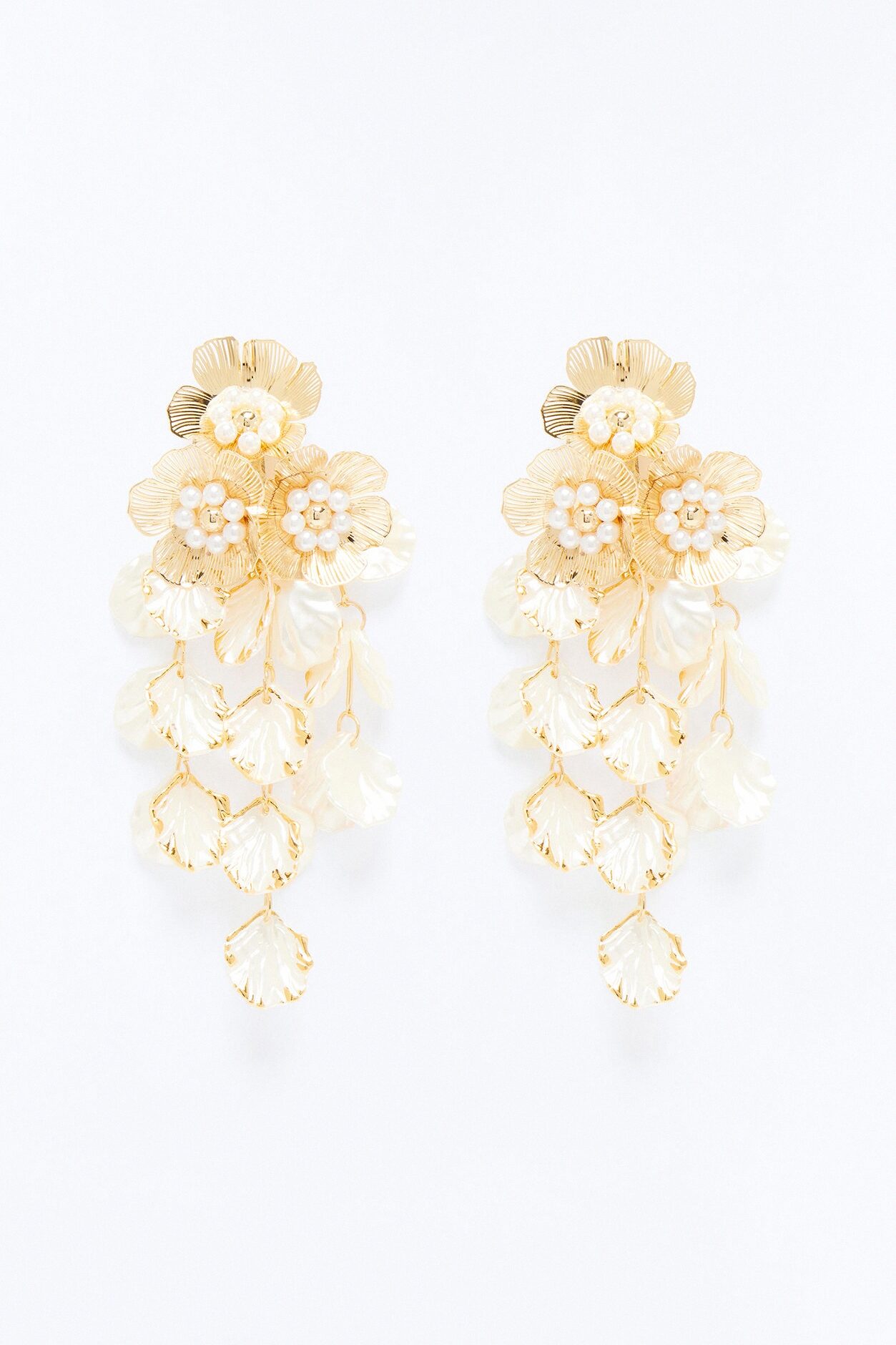 Flower Of The Ocean Earrings - White/Gold