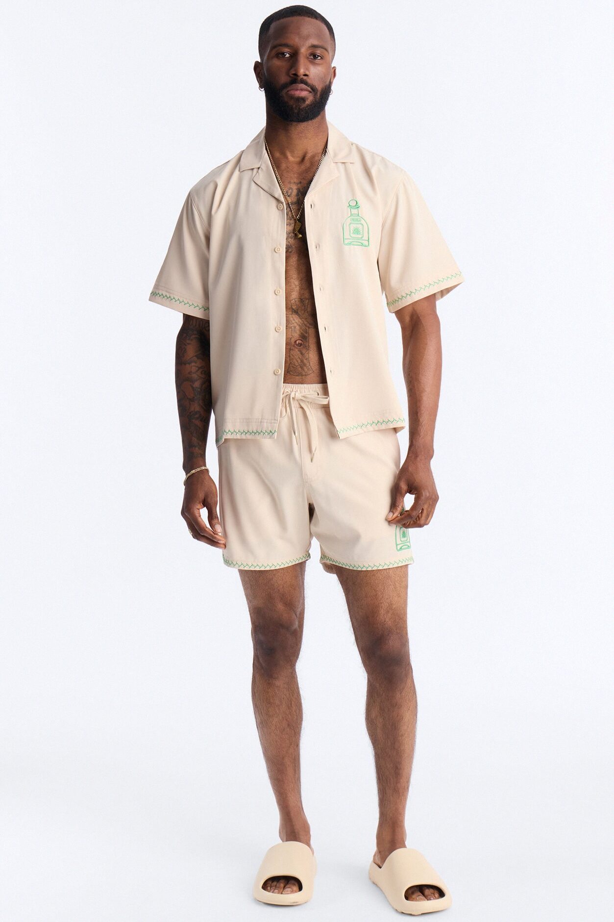 Agave Palm Embroidered Cuban Collar Button Up Shirt - Off White