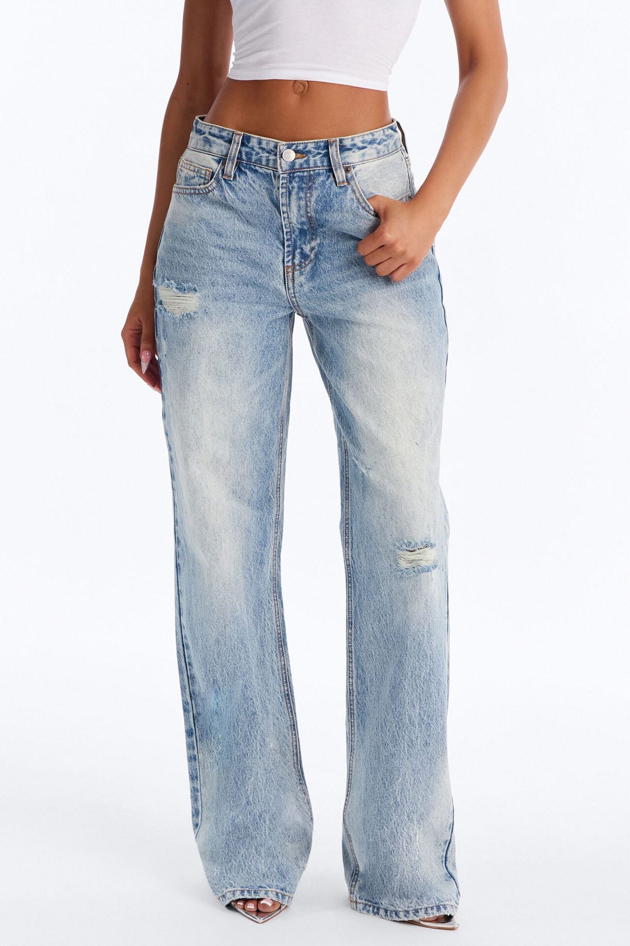 Feeling A Way Ripped Straight Leg Jeans - Light Wash