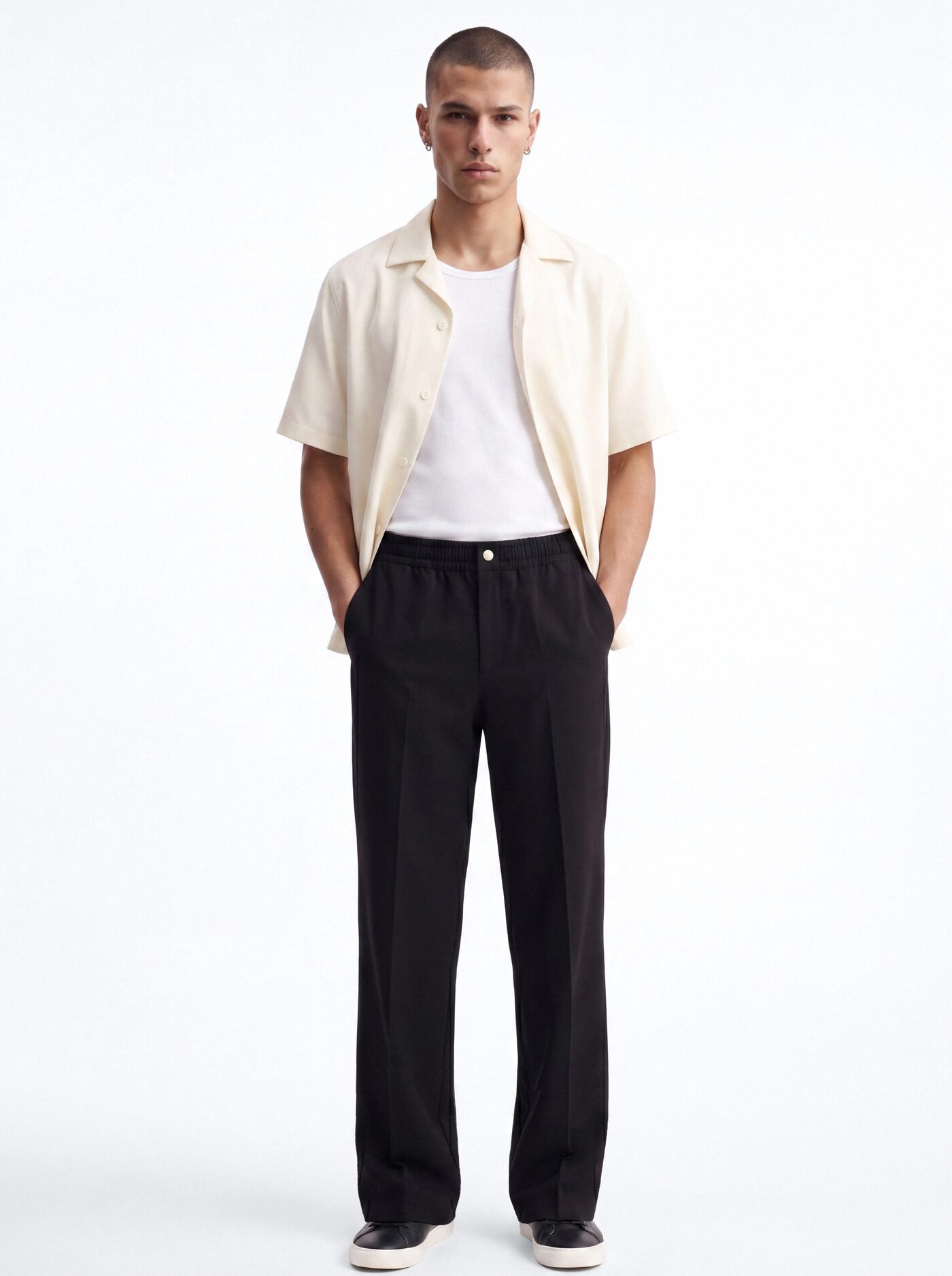 Modern Essential Relaxed Trouser - Black