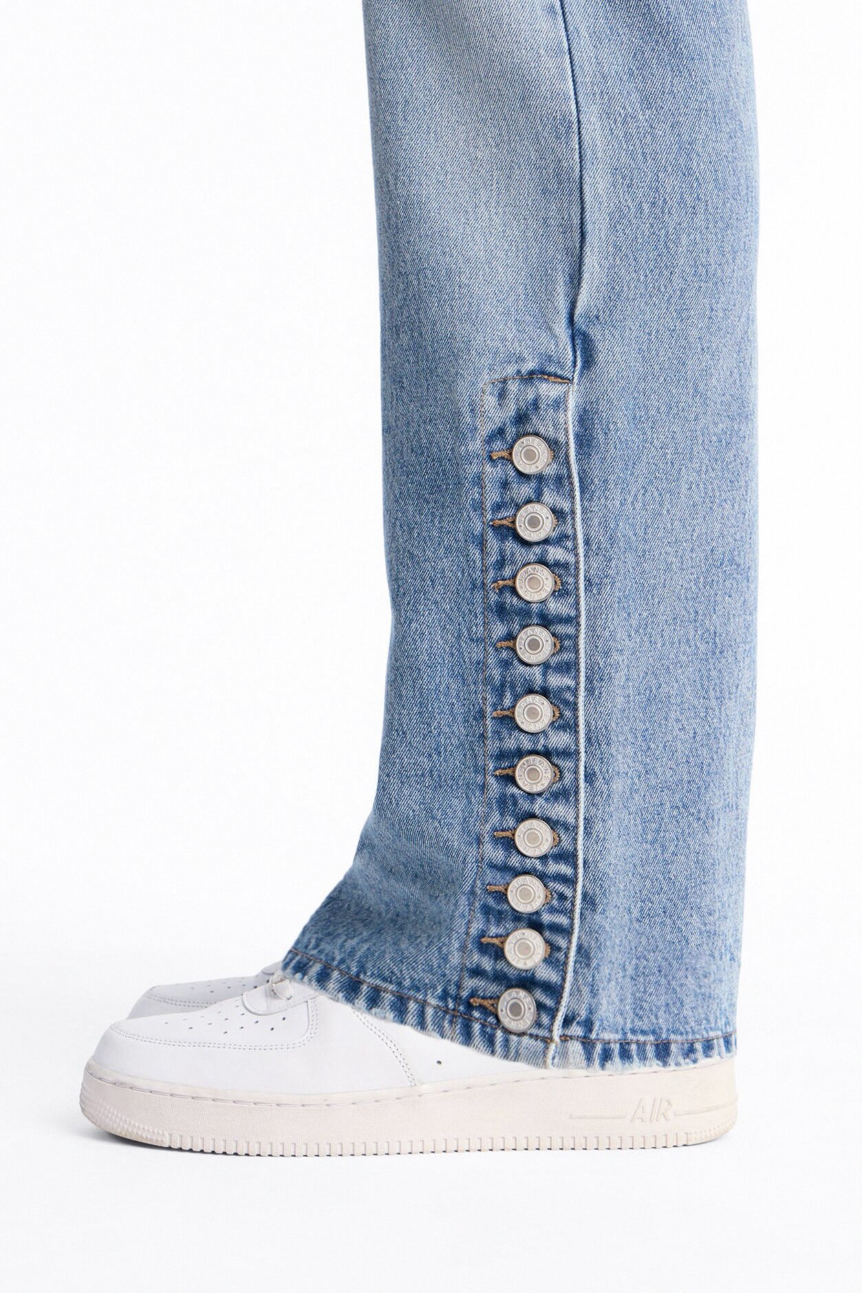 Straight Flare Easy Partner Jean - Light Blue Wash