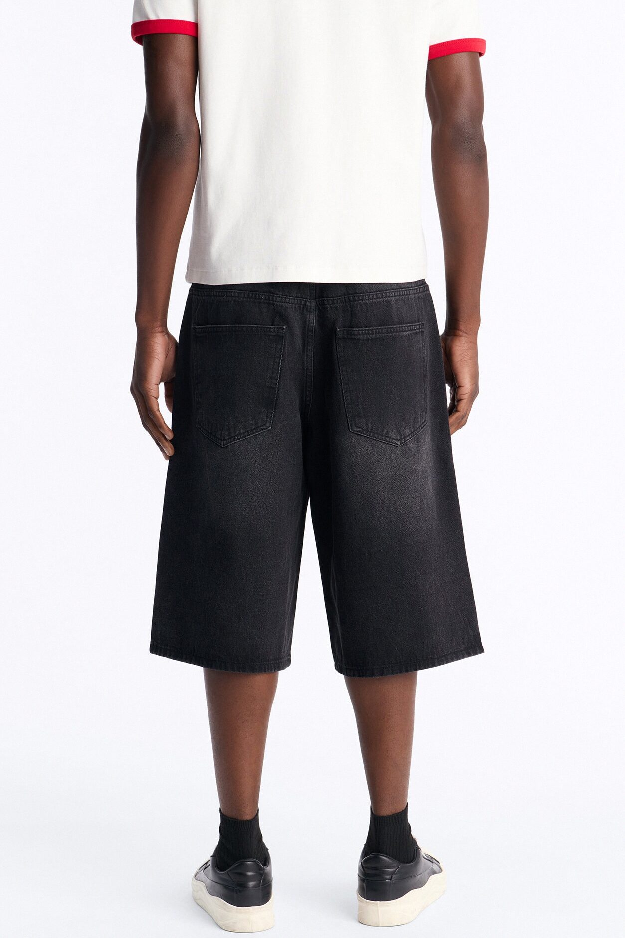 Baggy Palm Breeze Denim Short - Black Wash