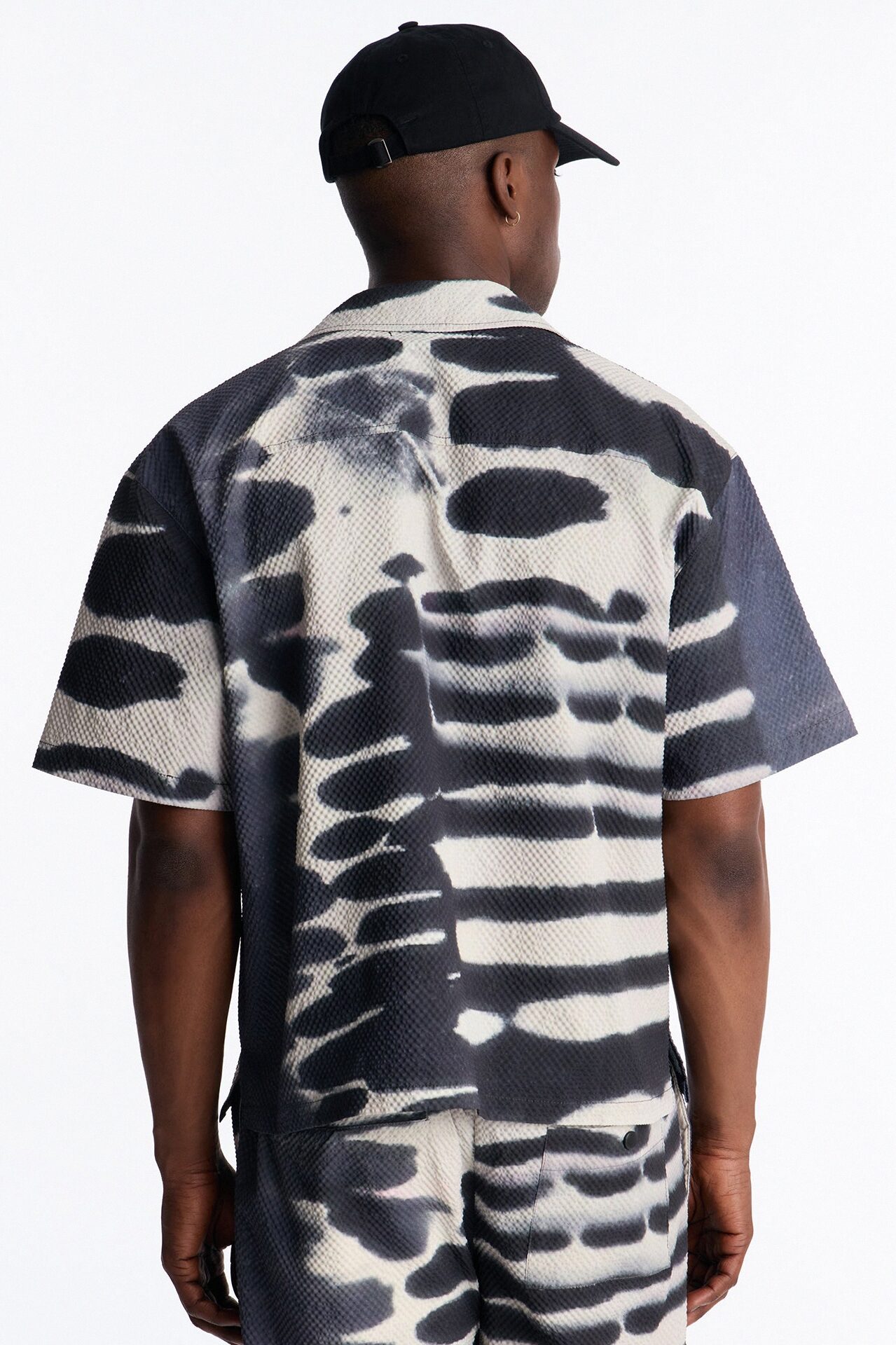 Lunar Forge Textured Boxy Cropped Button Up Shirt - Grey/combo