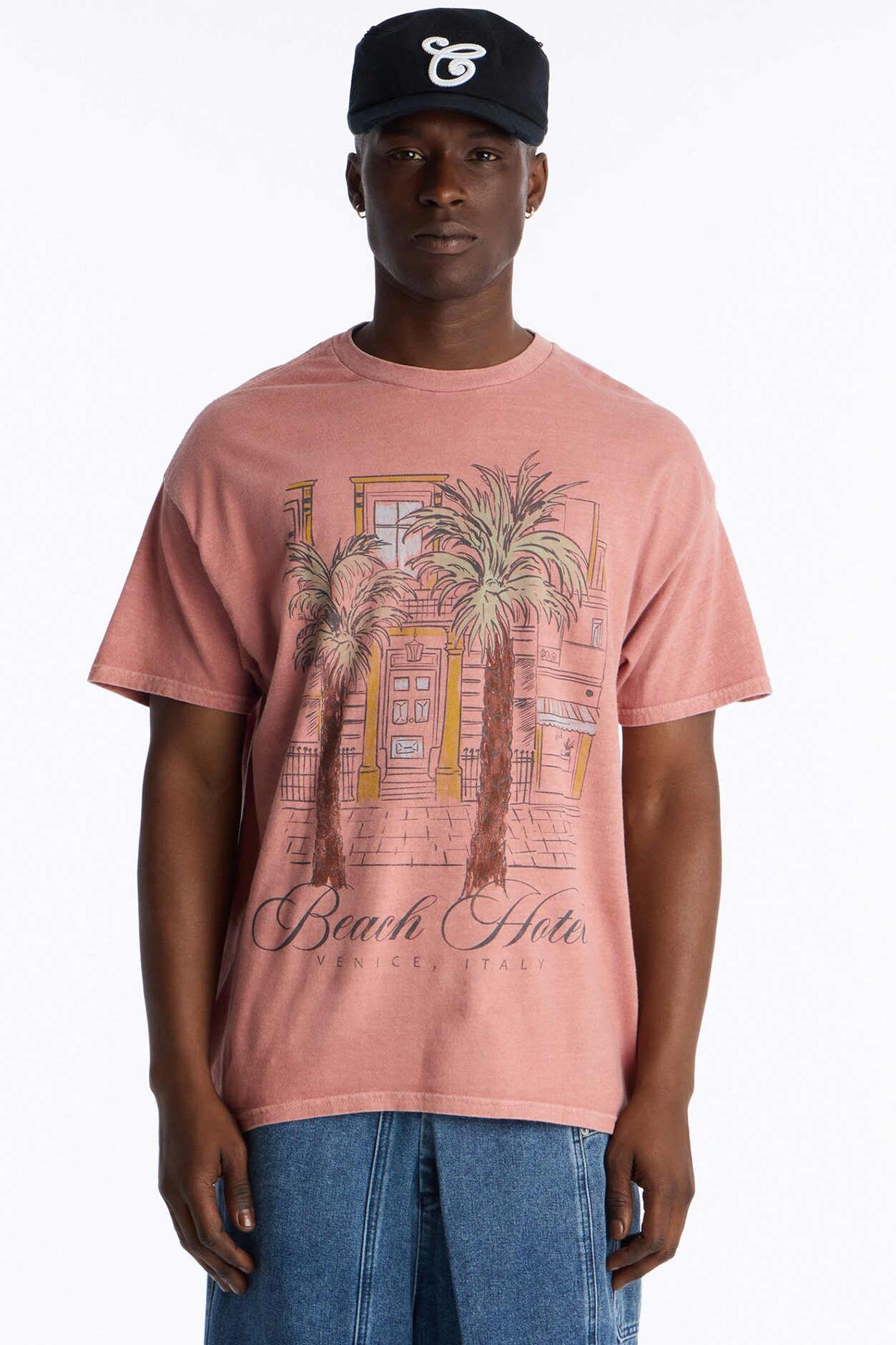 Beach Hotel Vintage Oversized Short Sleeve Tee - Coral